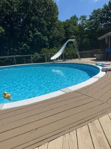 2698 N Van Gogh Drive, La Porte, IN 46350