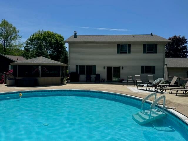 2698 N Van Gogh Drive, La Porte, IN 46350