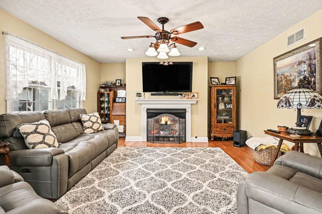 2698 N Van Gogh Drive, La Porte, IN 46350