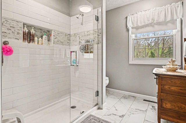 2698 N Van Gogh Drive, La Porte, IN 46350