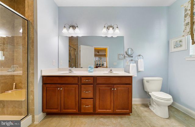10 MONTCLAIRE RD, Medford, NJ 08055