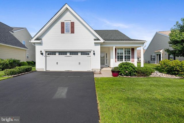 10 MONTCLAIRE RD, Medford, NJ 08055