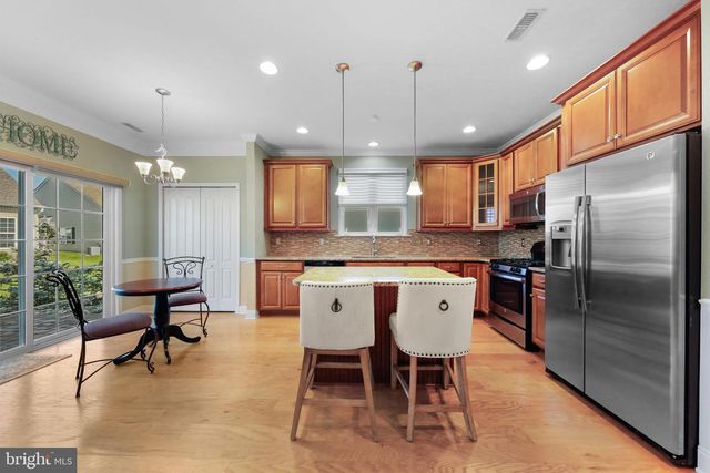 10 MONTCLAIRE RD, Medford, NJ 08055