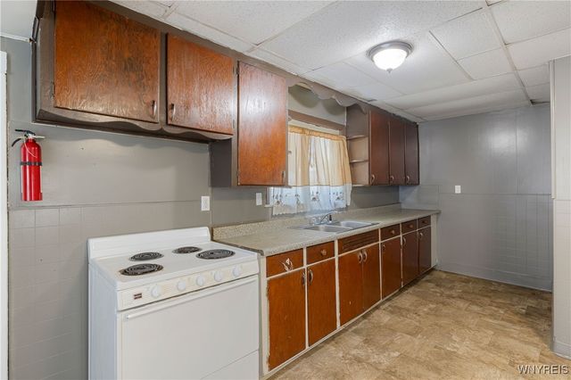 451 20th Street, Niagara Falls, NY 14303