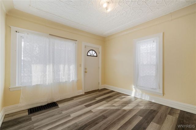 451 20th Street, Niagara Falls, NY 14303