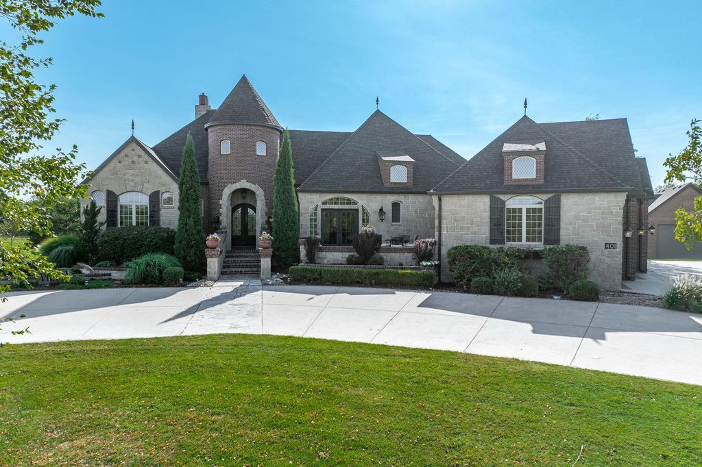 401 N Reece Rd, Goddard, KS 67052