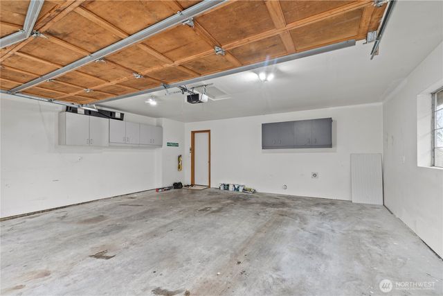 7025 14th Avenue SW, Seattle, WA 98106