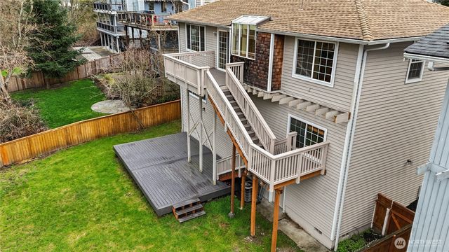 7025 14th Avenue SW, Seattle, WA 98106