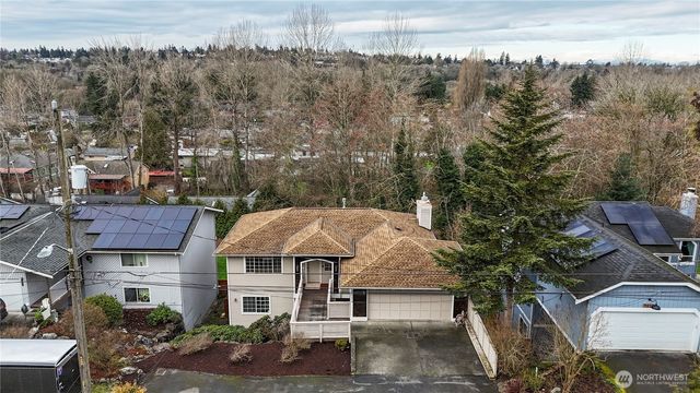 7025 14th Avenue SW, Seattle, WA 98106