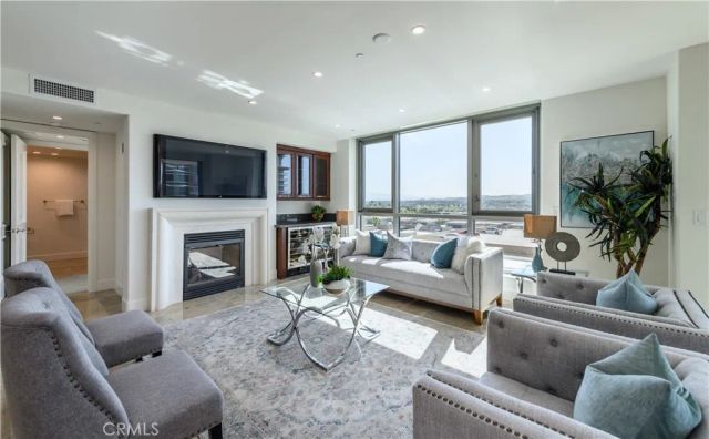 3085 Scholarship, Irvine, CA 92612