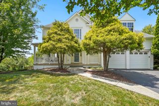 801 SANTMYER DR SE, Leesburg, VA 20175