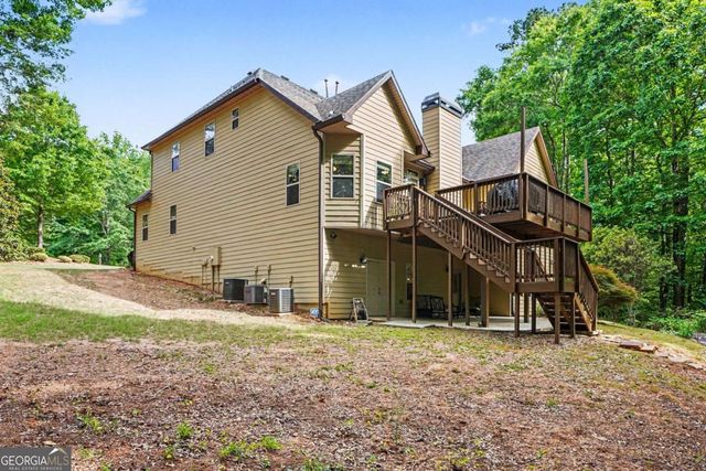 505 Barrington Farms Parkway, Sharpsburg, GA 30277