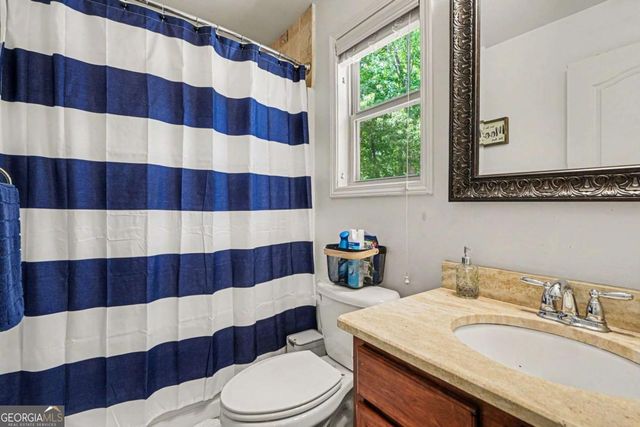 505 Barrington Farms Parkway, Sharpsburg, GA 30277