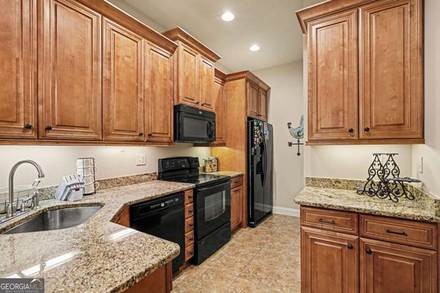 505 Barrington Farms Parkway, Sharpsburg, GA 30277