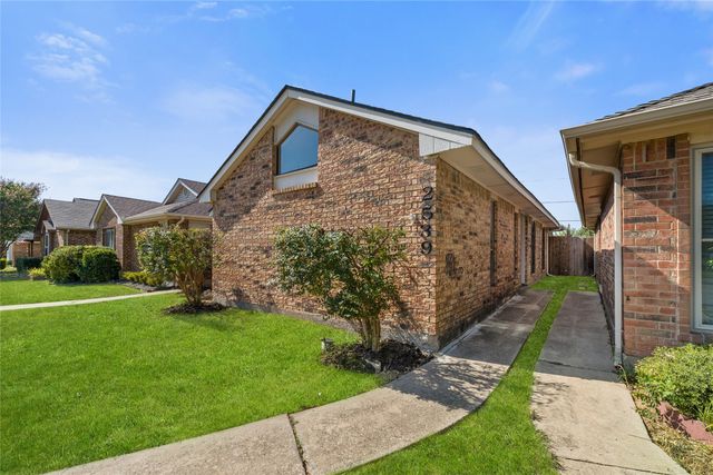 2539 Sunscape Lane, Dallas, TX 75287