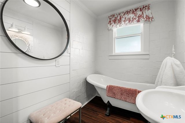 508 Main Street, Marble Falls, TX 78654