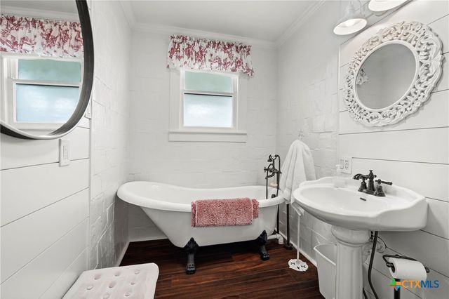 508 Main Street, Marble Falls, TX 78654