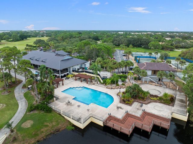 435 SW Jefferson Circle, Port St. Lucie, Port St Lucie, FL 34986