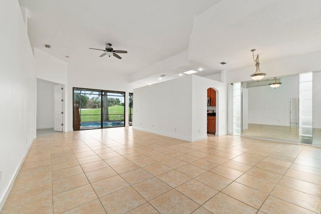435 SW Jefferson Circle, Port St. Lucie, Port St Lucie, FL 34986