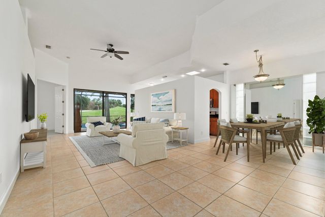 435 SW Jefferson Circle, Port St. Lucie, Port St Lucie, FL 34986