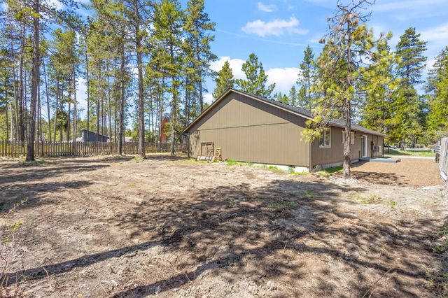 16769 S Century Drive, Bend, OR 97707