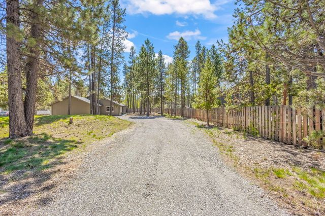 16769 S Century Drive, Bend, OR 97707