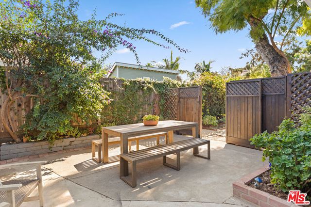 3310 London Street, Los Angeles, CA 90026