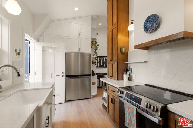 3310 London Street, Los Angeles, CA 90026