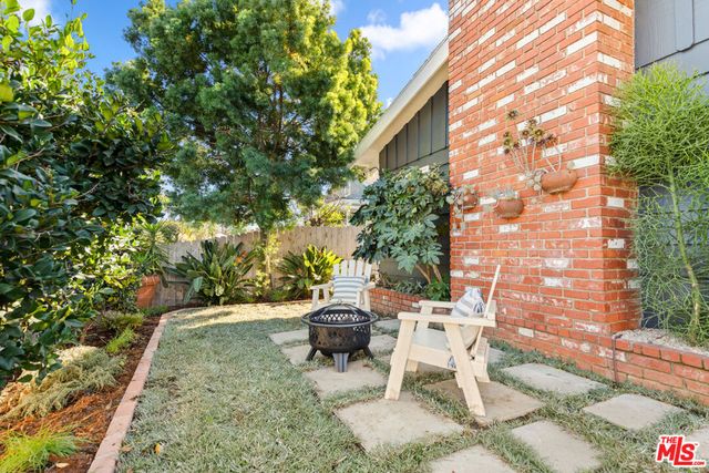 3310 London Street, Los Angeles, CA 90026