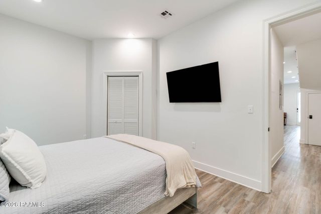 711 E Main Street 200, Broussard, LA 70518