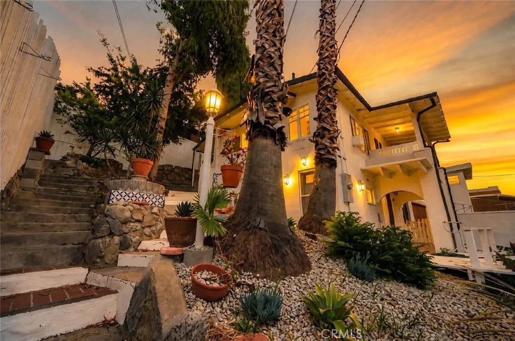 447 W Avenue 37, Los Angeles, CA 90065