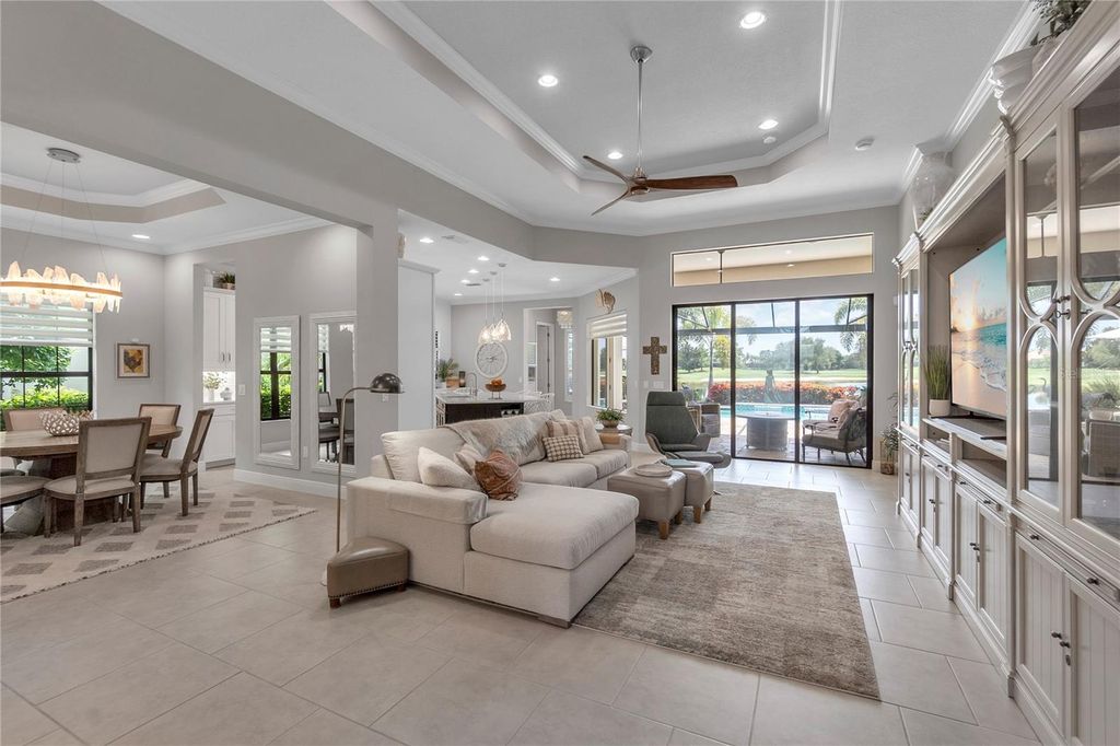 Image 13 of property listing at 15402 CASTLE PARK TERRACE, Bradenton, FL 34202