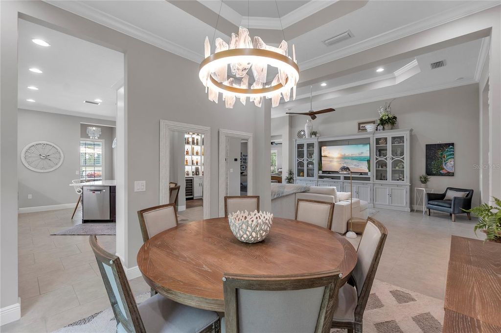 Image 17 of property listing at 15402 CASTLE PARK TERRACE, Bradenton, FL 34202