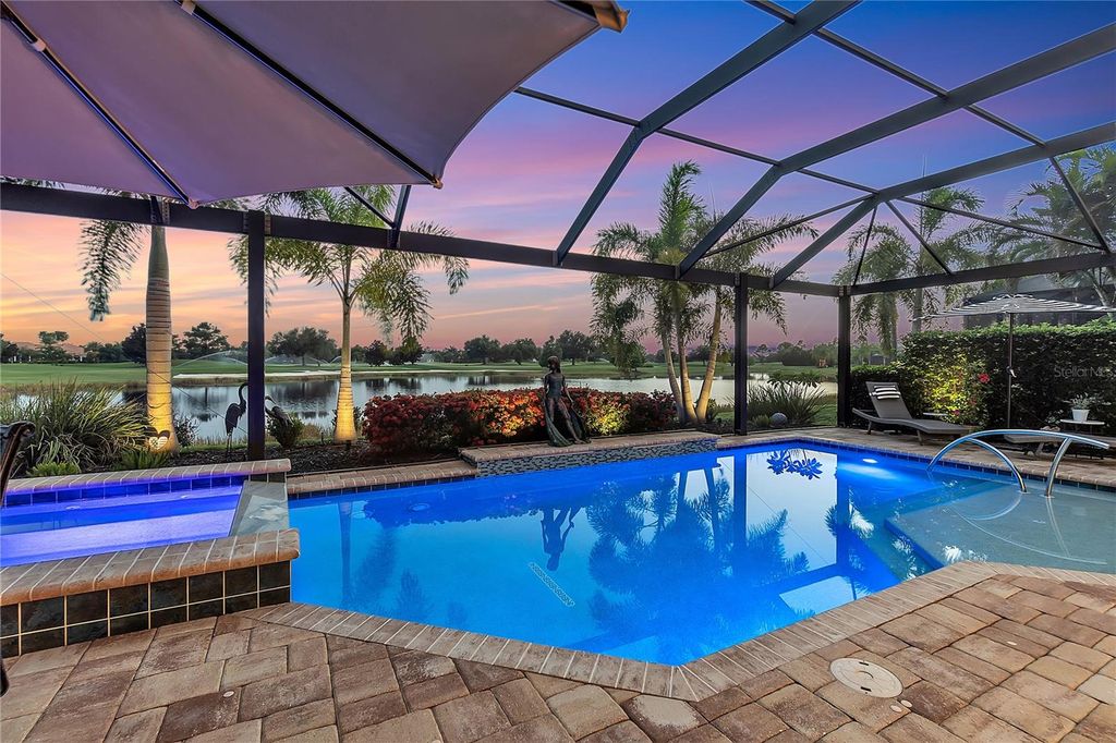Image 3 of property listing at 15402 CASTLE PARK TERRACE, Bradenton, FL 34202