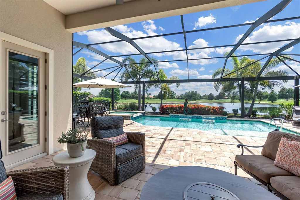 Image 27 of property listing at 15402 CASTLE PARK TERRACE, Bradenton, FL 34202