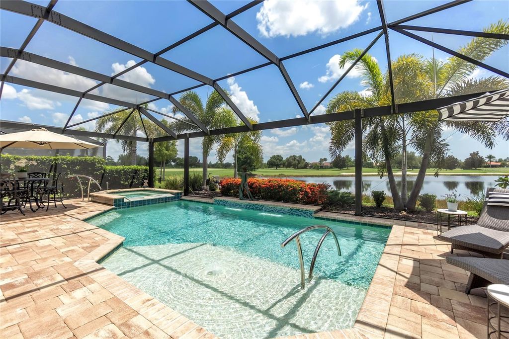 Image 31 of property listing at 15402 CASTLE PARK TERRACE, Bradenton, FL 34202