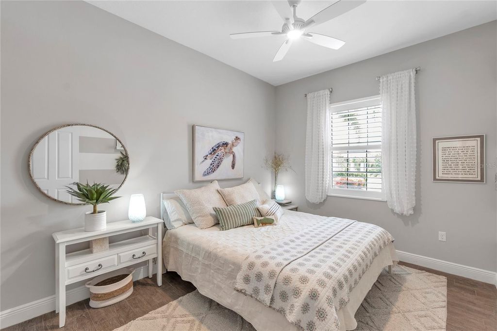 Image 43 of property listing at 15402 CASTLE PARK TERRACE, Bradenton, FL 34202