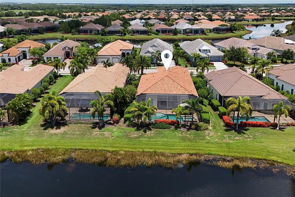 Image 60 of property listing at 15402 CASTLE PARK TERRACE, Bradenton, FL 34202