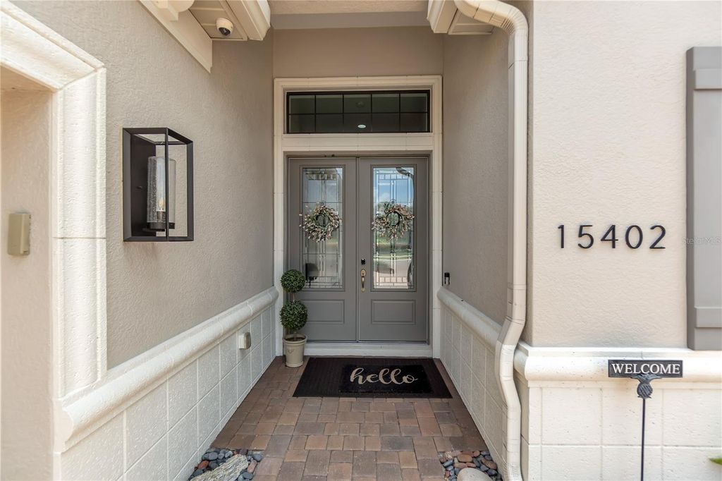 Image 7 of property listing at 15402 CASTLE PARK TERRACE, Bradenton, FL 34202