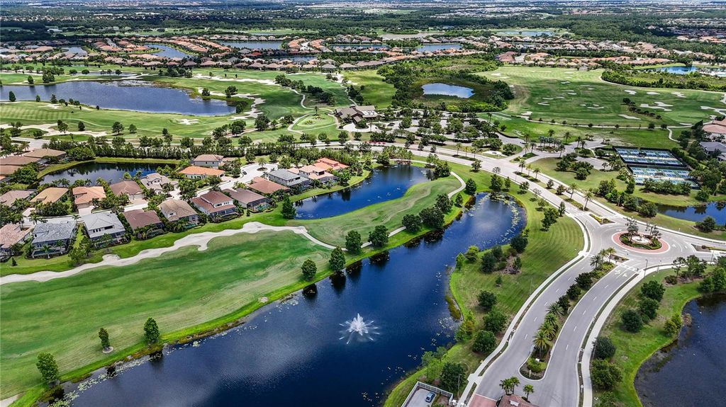 Image 86 of property listing at 15402 CASTLE PARK TERRACE, Bradenton, FL 34202