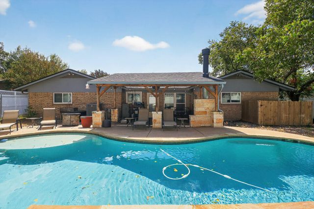 504 Virginia DR, Round Rock, TX 78664