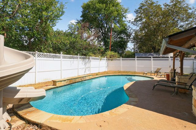 504 Virginia DR, Round Rock, TX 78664