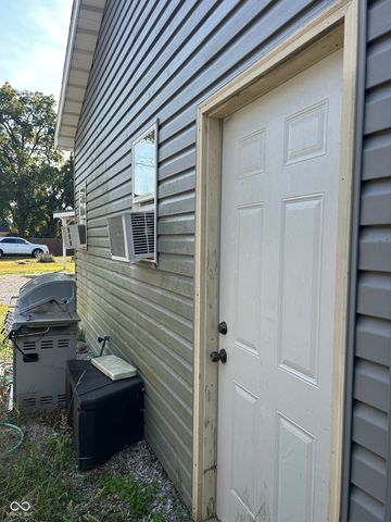 413 W York Street, Rockville, IN 47872