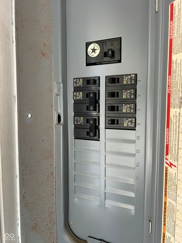 413 W York Street, Rockville, IN 47872