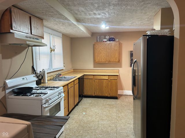 413 W York Street, Rockville, IN 47872