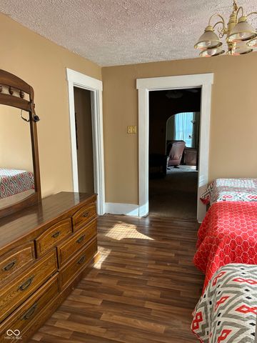 413 W York Street, Rockville, IN 47872