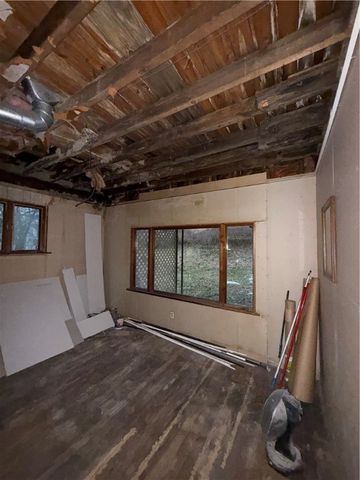 128 Pointview Rd, Brentwood, PA 15227