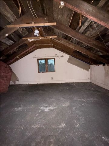 128 Pointview Rd, Brentwood, PA 15227