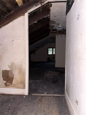 128 Pointview Rd, Brentwood, PA 15227