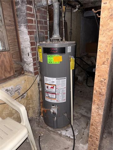 128 Pointview Rd, Brentwood, PA 15227